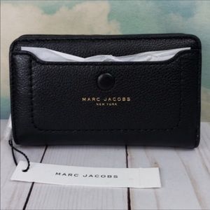 Marc Jacobs empire city compact wallet